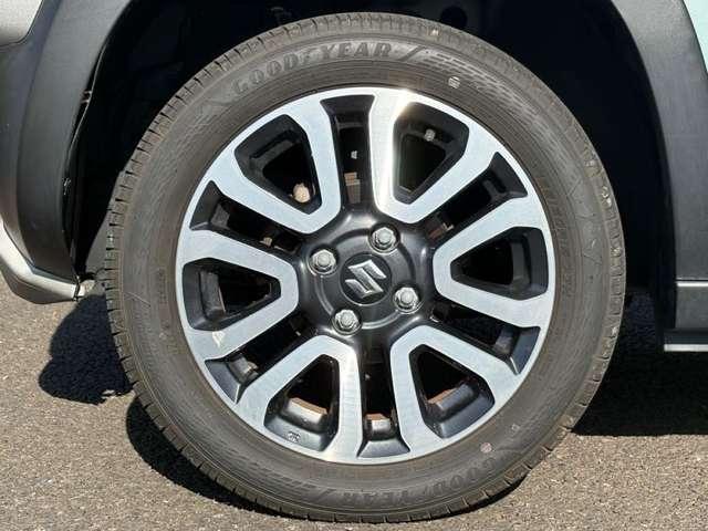 ハスラー ＪスタイルＩＩＩ　スチールシルバールーフ！アイドリングストップ！デュアルカメラブレーキサポート！純正ナビ＆フルセグＴＶ＆ＤＶＤ＆ＢＴ！全方位モニター！ＨＩＤヘッドライト！純正アルミ！半革シート！シートヒーター！（11枚目）