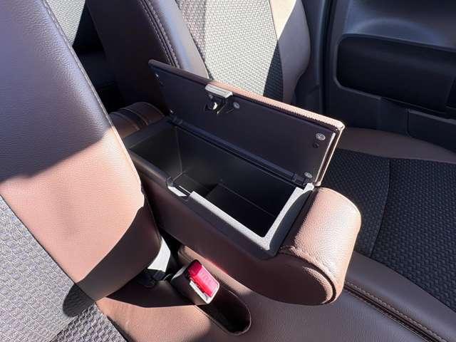 ハスラー ＪスタイルＩＩＩ　スチールシルバールーフ！アイドリングストップ！デュアルカメラブレーキサポート！純正ナビ＆フルセグＴＶ＆ＤＶＤ＆ＢＴ！全方位モニター！ＨＩＤヘッドライト！純正アルミ！半革シート！シートヒーター！（53枚目）