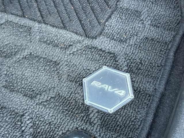 ＲＡＶ４ Ｇ　Ｚパッケージ　４ＷＤ　セーフティセンス！ブラインドスポットモニター！合皮シート！快適温熱シート！ハンドルヒーター！運転席パワーシート！純正ナビ＆フルセグＴＶ＆ＢＴ＆バックカメラ！デジタルインナーミラー！（55枚目）