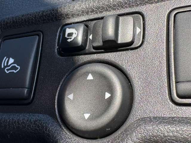 ノート ｅ－パワー　Ｘ　インテリジェントエマージェンシーブレーキ！車線逸脱警報！純正ナビ＆フルセグＴＶ＆ＤＶＤ！インテリジェントアラウンドビューモニター！スマートルームミラー！オートライト！インテリジェン（39枚目）