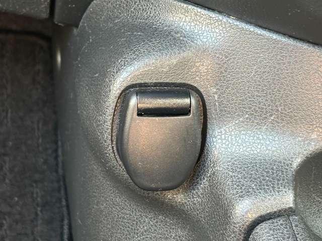 ノート ｅ－パワー　Ｘ　インテリジェントエマージェンシーブレーキ！車線逸脱警報！純正ナビ＆フルセグＴＶ＆ＤＶＤ！インテリジェントアラウンドビューモニター！スマートルームミラー！オートライト！インテリジェン（44枚目）