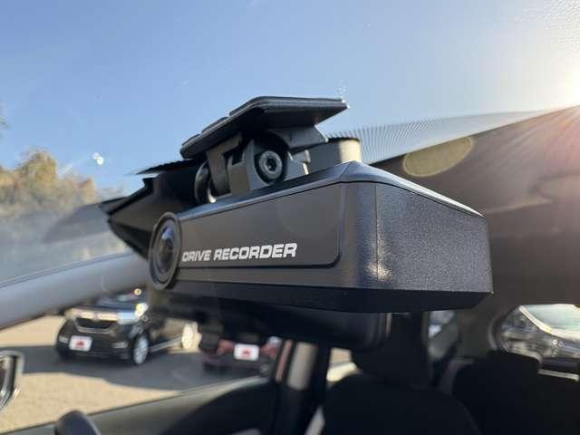 ノート ｅ－パワー　Ｘ　インテリジェントエマージェンシーブレーキ！車線逸脱警報！純正ナビ＆フルセグＴＶ＆ＤＶＤ！インテリジェントアラウンドビューモニター！スマートルームミラー！オートライト！インテリジェン（55枚目）