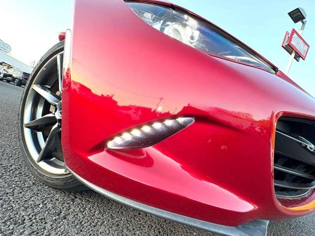 ロードスターＲＦ ＶＳ　２トーンルーフ！アイドリングストップ！セーフティパッケージ！レザーシート！シートヒーター！純正ナビ＆フルセグＴＶ＆ＤＶＤ＆ＢＴ＆バックカメラ！パドルシフト！純正ＥＴＣ！ＬＥＤヘッド（16枚目）