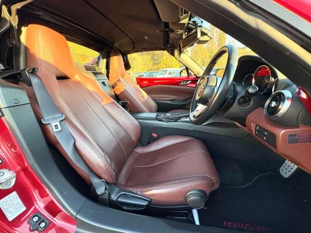 ロードスターＲＦ ＶＳ　２トーンルーフ！アイドリングストップ！セーフティパッケージ！レザーシート！シートヒーター！純正ナビ＆フルセグＴＶ＆ＤＶＤ＆ＢＴ＆バックカメラ！パドルシフト！純正ＥＴＣ！ＬＥＤヘッド（19枚目）