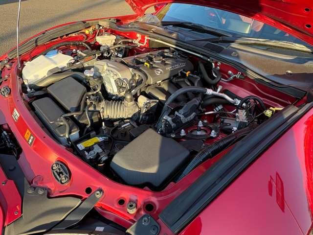 ロードスターＲＦ ＶＳ　２トーンルーフ！アイドリングストップ！セーフティパッケージ！レザーシート！シートヒーター！純正ナビ＆フルセグＴＶ＆ＤＶＤ＆ＢＴ＆バックカメラ！パドルシフト！純正ＥＴＣ！ＬＥＤヘッド（23枚目）