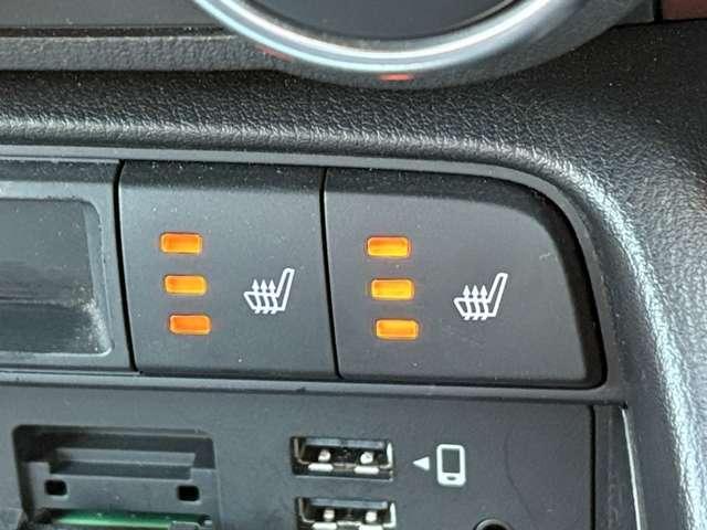 ロードスターＲＦ ＶＳ　２トーンルーフ！アイドリングストップ！セーフティパッケージ！レザーシート！シートヒーター！純正ナビ＆フルセグＴＶ＆ＤＶＤ＆ＢＴ＆バックカメラ！パドルシフト！純正ＥＴＣ！ＬＥＤヘッド（39枚目）