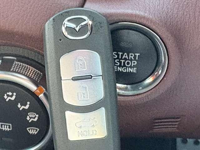 ロードスターＲＦ ＶＳ　２トーンルーフ！アイドリングストップ！セーフティパッケージ！レザーシート！シートヒーター！純正ナビ＆フルセグＴＶ＆ＤＶＤ＆ＢＴ＆バックカメラ！パドルシフト！純正ＥＴＣ！ＬＥＤヘッド（44枚目）