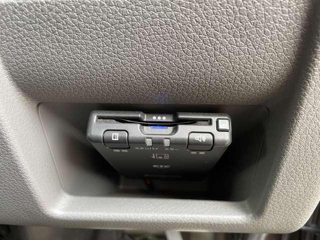 ＮＶ３５０キャラバンバン ロングプレミアムＧＸ　インテリジェントエマージェンシーブレーキ”！インテリジェントアラウンドビューモニター！パワースライドドア！ストラーダナビ＆フルセグＴＶ＆ＤＶＤ＆ＢＴ！ＬＥＤヘッドライト！社外アルミ（21枚目）