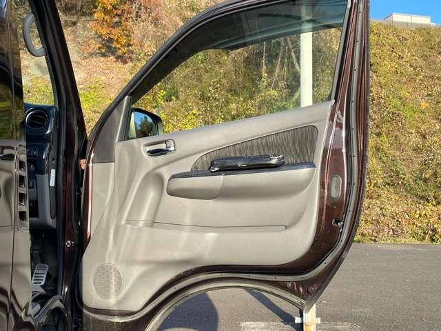 ＮＶ３５０キャラバンバン ロングプレミアムＧＸ　インテリジェントエマージェンシーブレーキ”！インテリジェントアラウンドビューモニター！パワースライドドア！ストラーダナビ＆フルセグＴＶ＆ＤＶＤ＆ＢＴ！ＬＥＤヘッドライト！社外アルミ（40枚目）