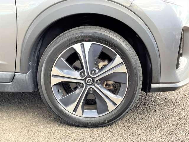 キックス Ｘ　２トーンカラー！セーフティアシスト！純正ナビ＆フルセグＴＶ＆ＤＶＤ＆ＢＴ！インテリジェントアラウンドビューモニター＆ルームミラー！ＬＥＤヘッドライト！オートライト！シートヒーター！（14枚目）