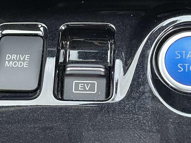 キックス Ｘ　２トーンカラー！セーフティアシスト！純正ナビ＆フルセグＴＶ＆ＤＶＤ＆ＢＴ！インテリジェントアラウンドビューモニター＆ルームミラー！ＬＥＤヘッドライト！オートライト！シートヒーター！（37枚目）