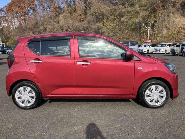 ミライース Ｘ　リミテッドＳＡＩＩＩ　衝突回避支援ブレーキ・衝突警報機能！車線逸脱警報！★純正ナビ！フルセグＴＶ！バックカメラ！アイドリングストップ！ＬＥＤヘッドライト！オートハイビーム！キーレスエントリー！（7枚目）