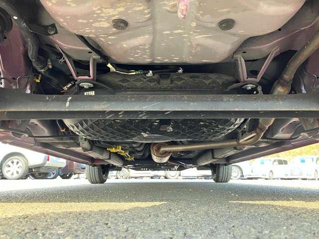 ミライース Ｘ　リミテッドＳＡＩＩＩ　衝突回避支援ブレーキ・衝突警報機能！車線逸脱警報！★純正ナビ！フルセグＴＶ！バックカメラ！アイドリングストップ！ＬＥＤヘッドライト！オートハイビーム！キーレスエントリー！（31枚目）