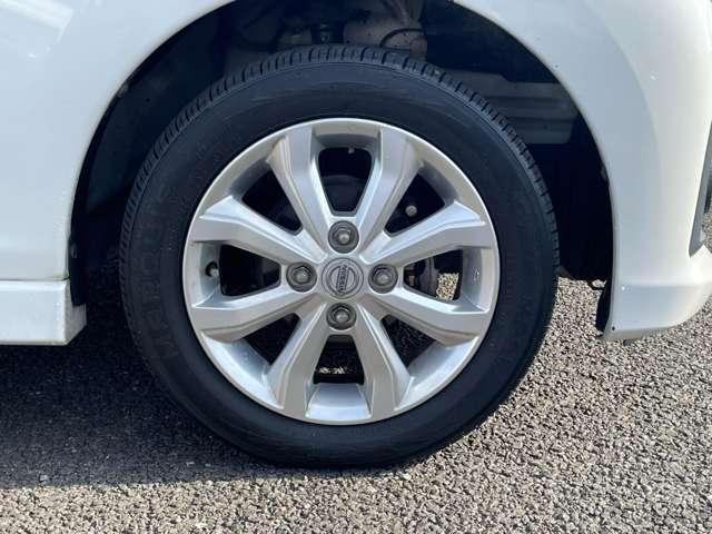 デイズ ハイウェイスター X 1オーナー車!アイドリングストップ!エマージェンシーブレーキ!純正ナビ&フルセグTV&BT!アラウンドビューモニター!HIDヘッドライト!オートライト!純正アルミ&エアロ!インテリ(11枚目)