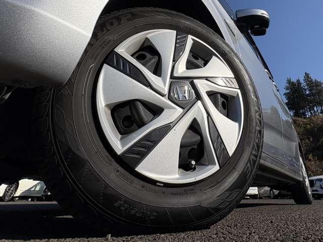 フリード＋ハイブリッド ハイブリッドＧ・ホンダセンシング　ホンダセンシング！サイド／カーテンエアバッグ！ＬＥＤヘッドライト！オートライト！両側パワースライドドア！純正ＥＴＣ！スマートキーシステム！（10枚目）