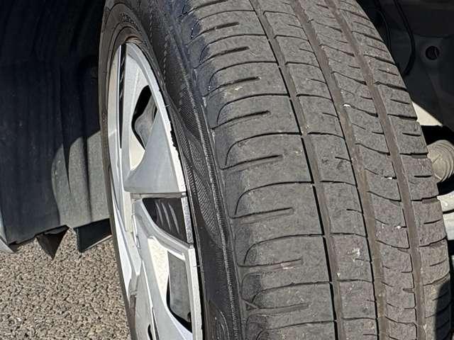 フリード＋ハイブリッド ハイブリッドＧ・ホンダセンシング　ホンダセンシング！サイド／カーテンエアバッグ！ＬＥＤヘッドライト！オートライト！両側パワースライドドア！純正ＥＴＣ！スマートキーシステム！（12枚目）