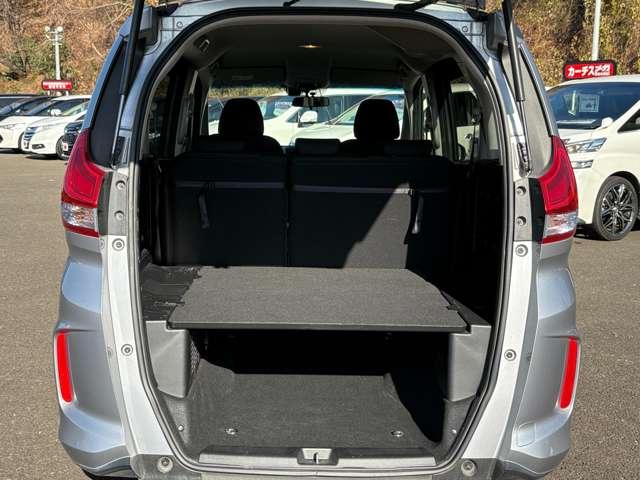 フリード＋ハイブリッド ハイブリッドＧ・ホンダセンシング　ホンダセンシング！サイド／カーテンエアバッグ！ＬＥＤヘッドライト！オートライト！両側パワースライドドア！純正ＥＴＣ！スマートキーシステム！（23枚目）