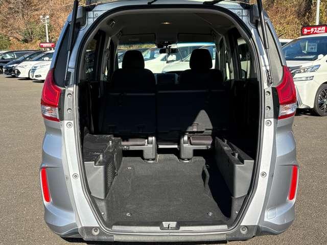 フリード＋ハイブリッド ハイブリッドＧ・ホンダセンシング　ホンダセンシング！サイド／カーテンエアバッグ！ＬＥＤヘッドライト！オートライト！両側パワースライドドア！純正ＥＴＣ！スマートキーシステム！（24枚目）