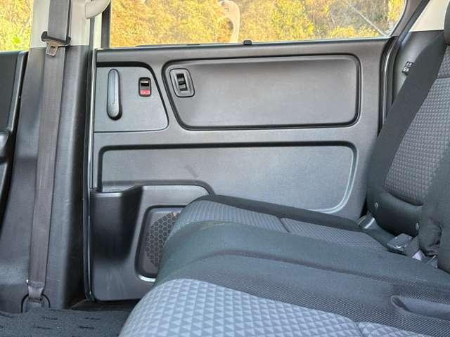 フリード＋ハイブリッド ハイブリッドＧ・ホンダセンシング　ホンダセンシング！サイド／カーテンエアバッグ！ＬＥＤヘッドライト！オートライト！両側パワースライドドア！純正ＥＴＣ！スマートキーシステム！（34枚目）