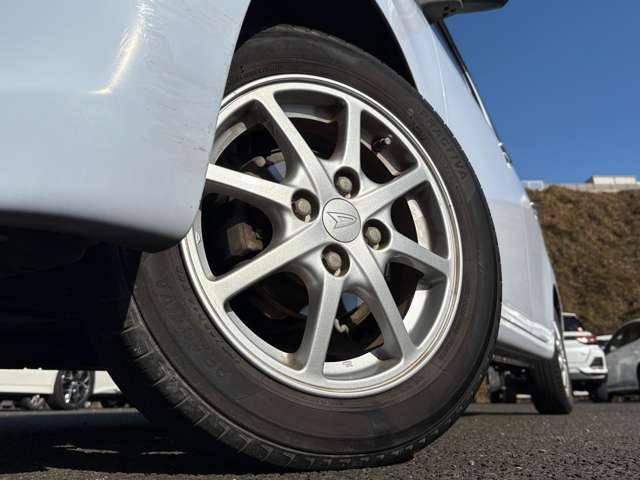 ミライース Ｇ　エコアイドル！純正アルミ！サイドエアバッグ！リモコンキー！ウィンカーミラー！純正１４インチアルミホイール！純正カーオーディオ！オートエアコン！横滑り防止装置！パワーウィンドウ！（10枚目）