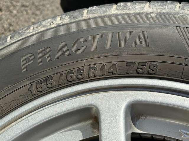 ミライース Ｇ　エコアイドル！純正アルミ！サイドエアバッグ！リモコンキー！ウィンカーミラー！純正１４インチアルミホイール！純正カーオーディオ！オートエアコン！横滑り防止装置！パワーウィンドウ！（13枚目）