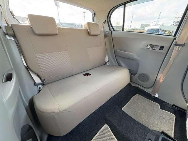 ミライース Ｇ　エコアイドル！純正アルミ！サイドエアバッグ！リモコンキー！ウィンカーミラー！純正１４インチアルミホイール！純正カーオーディオ！オートエアコン！横滑り防止装置！パワーウィンドウ！（18枚目）