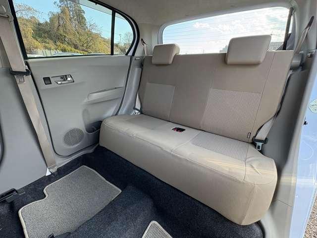 ミライース Ｇ　エコアイドル！純正アルミ！サイドエアバッグ！リモコンキー！ウィンカーミラー！純正１４インチアルミホイール！純正カーオーディオ！オートエアコン！横滑り防止装置！パワーウィンドウ！（19枚目）