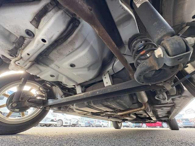 ミライース Ｇ　エコアイドル！純正アルミ！サイドエアバッグ！リモコンキー！ウィンカーミラー！純正１４インチアルミホイール！純正カーオーディオ！オートエアコン！横滑り防止装置！パワーウィンドウ！（27枚目）