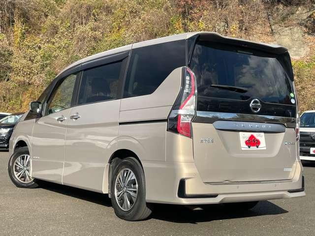 セレナ e-パワー ハイウェイスターV 全方位運転支援システム!プロパイロット!純正ナビ&フルセグTV&DVD&BT!インテリジェントアラウンドビューモニター&ルームミラー!ハンズフリー両側パワースライドドア!アダプティ!禁煙車!(4枚目)