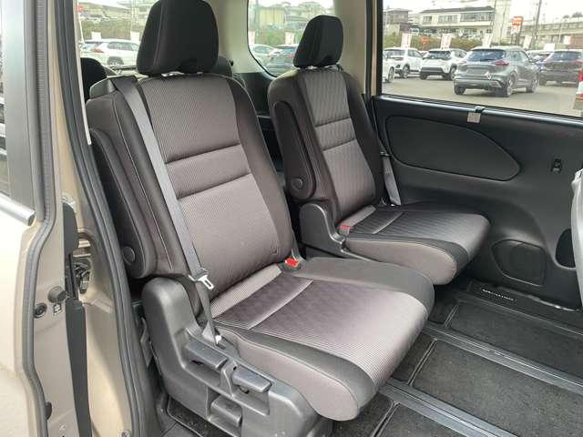 セレナ e-パワー ハイウェイスターV 全方位運転支援システム!プロパイロット!純正ナビ&フルセグTV&DVD&BT!インテリジェントアラウンドビューモニター&ルームミラー!ハンズフリー両側パワースライドドア!アダプティ!禁煙車!(18枚目)