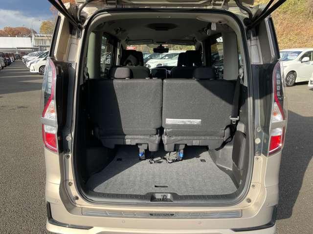 セレナ e-パワー ハイウェイスターV 全方位運転支援システム!プロパイロット!純正ナビ&フルセグTV&DVD&BT!インテリジェントアラウンドビューモニター&ルームミラー!ハンズフリー両側パワースライドドア!アダプティ!禁煙車!(21枚目)