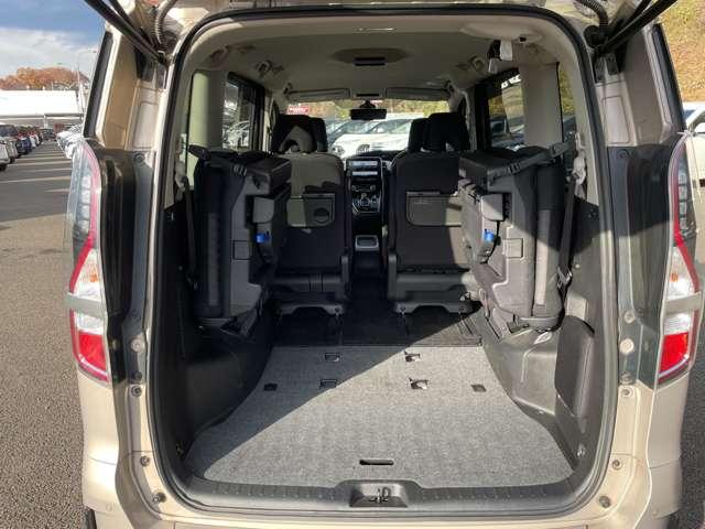 セレナ e-パワー ハイウェイスターV 全方位運転支援システム!プロパイロット!純正ナビ&フルセグTV&DVD&BT!インテリジェントアラウンドビューモニター&ルームミラー!ハンズフリー両側パワースライドドア!アダプティ!禁煙車!(22枚目)