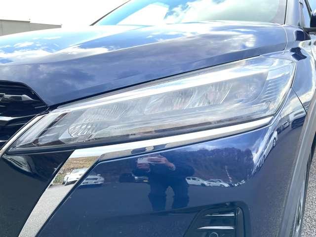 キックス X セーフティアシスト!純正ナビ&フルセグTV&DVD&BT!インテリジェントアラウンドビューモニター&ルームミラー!LEDヘッドライト!オートライト!純正アルミ!半革シート!純正ET(13枚目)