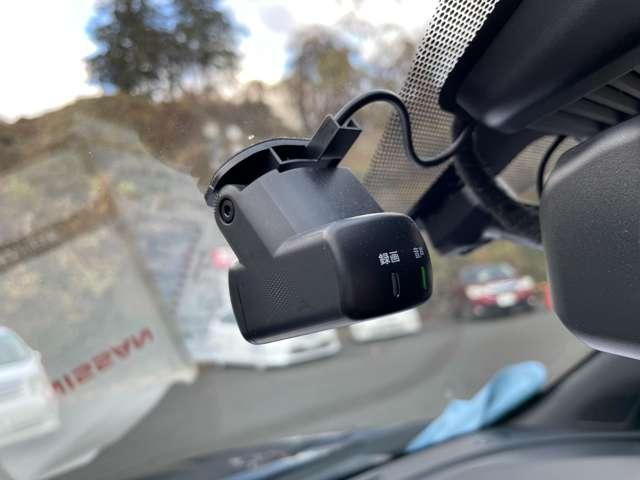 キックス X セーフティアシスト!純正ナビ&フルセグTV&DVD&BT!インテリジェントアラウンドビューモニター&ルームミラー!LEDヘッドライト!オートライト!純正アルミ!半革シート!純正ET(56枚目)