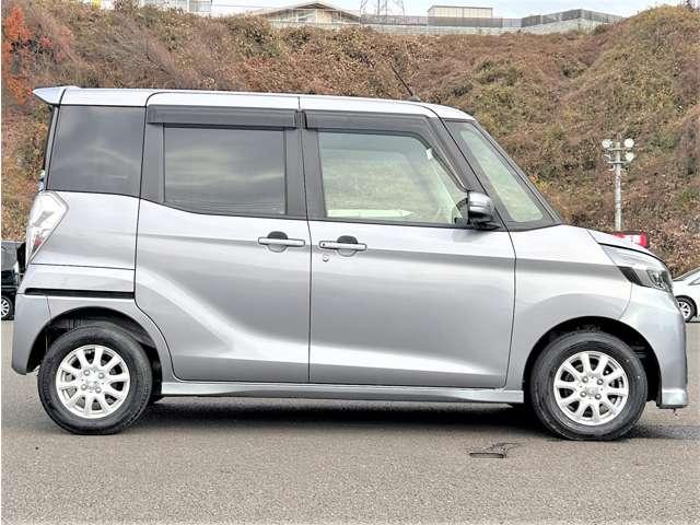 デイズルークス ハイウェイスター　Ｘ　エマージェンシーブレーキ！ルームミラー内蔵アラウンドビューモニター！ハイビームアシスト！純正ナビ！フルセグＴＶ！アイドリングストップ！ＬＥＤヘッドライト！パワースライドドア！インテジェントキー！禁煙車（7枚目）