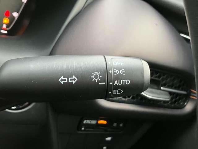 ZR-V e:HEV Z マルーン本革/9型ホンダコネクトナビ&マルチビュー/BOSE12スピーカー/ホンダセンシング/渋滞時追従クルーズ/ハンズフリー電動テール/ワイヤレス充電/ETC2.0/ハンドルヒーター/パワーシート(16枚目)