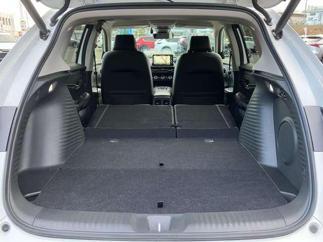 ZR-V e:HEV Z マルーン本革/9型ホンダコネクトナビ&マルチビュー/BOSE12スピーカー/ホンダセンシング/渋滞時追従クルーズ/ハンズフリー電動テール/ワイヤレス充電/ETC2.0/ハンドルヒーター/パワーシート(27枚目)