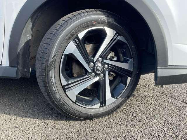 ライズ ハイブリッド1.2Z スマートアシスト!コーナリングトレースアシスト!カロッツェリアナビ&BT&バックカメラ!LEDヘッドライト!LEDシーケンシャルターンランプ!純正アルミ!シートヒーター!社外ETC(13枚目)