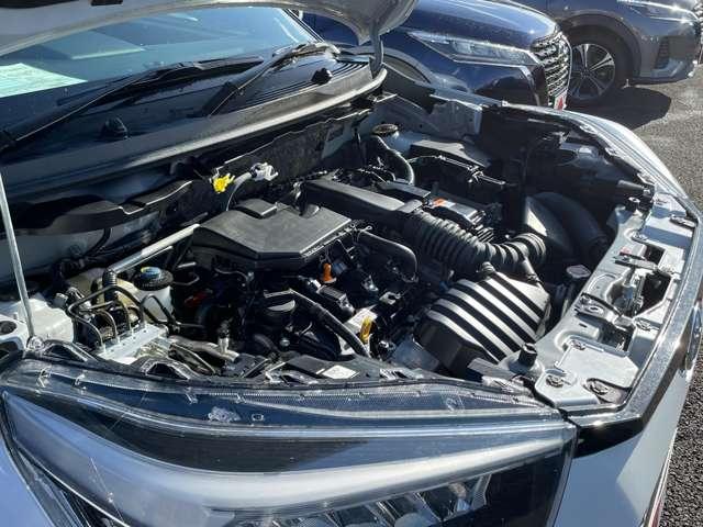 ライズ ハイブリッド1.2Z スマートアシスト!コーナリングトレースアシスト!カロッツェリアナビ&BT&バックカメラ!LEDヘッドライト!LEDシーケンシャルターンランプ!純正アルミ!シートヒーター!社外ETC(17枚目)