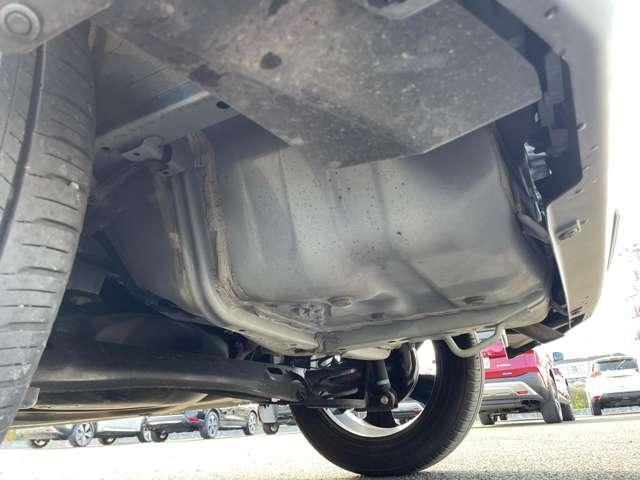 ライズ ハイブリッド1.2Z スマートアシスト!コーナリングトレースアシスト!カロッツェリアナビ&BT&バックカメラ!LEDヘッドライト!LEDシーケンシャルターンランプ!純正アルミ!シートヒーター!社外ETC(20枚目)