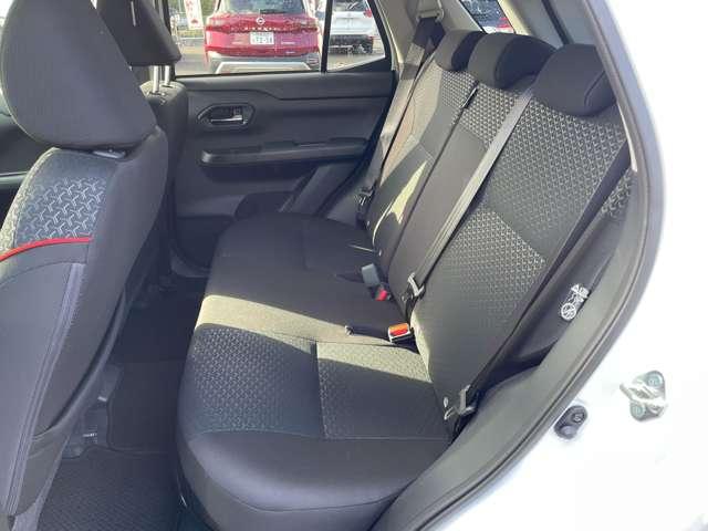 ライズ ハイブリッド1.2Z スマートアシスト!コーナリングトレースアシスト!カロッツェリアナビ&BT&バックカメラ!LEDヘッドライト!LEDシーケンシャルターンランプ!純正アルミ!シートヒーター!社外ETC(27枚目)