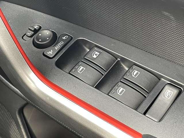 ライズ ハイブリッド1.2Z スマートアシスト!コーナリングトレースアシスト!カロッツェリアナビ&BT&バックカメラ!LEDヘッドライト!LEDシーケンシャルターンランプ!純正アルミ!シートヒーター!社外ETC(53枚目)