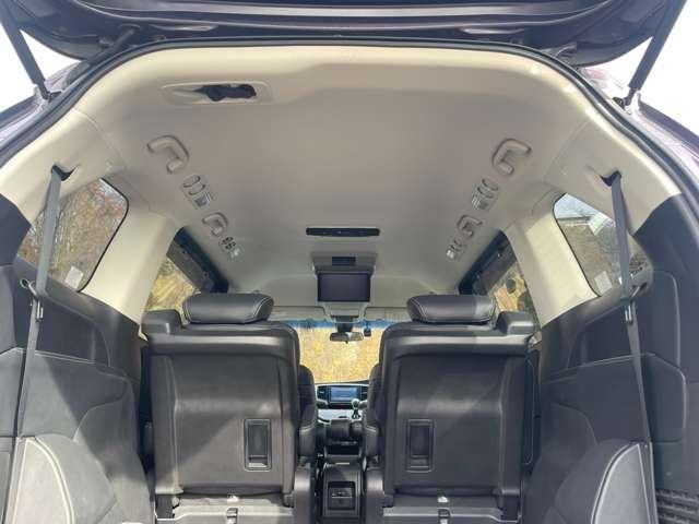 オデッセイハイブリッド ハイブリッドアブソルート・ホンダセンシングEXパック クルーズコントロール、フリップダウンモニター、バックカメラ、両側パワースライドドア(27枚目)