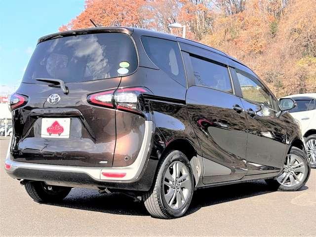 シエンタ １．５Ｇ　４ＷＤ　６名　プリクラッシュセーフティ！レーンディパーチャーアラート！オートマチックハイビーム！純正ナビ！フルセグＴＶ！バックカメラ！両側パワースライドドア！社外マフラー【フタバ】！純正アルミホ（5枚目）