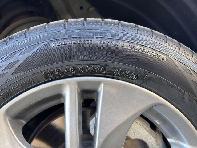 シエンタ １．５Ｇ　４ＷＤ　６名　プリクラッシュセーフティ！レーンディパーチャーアラート！オートマチックハイビーム！純正ナビ！フルセグＴＶ！バックカメラ！両側パワースライドドア！社外マフラー【フタバ】！純正アルミホ（12枚目）