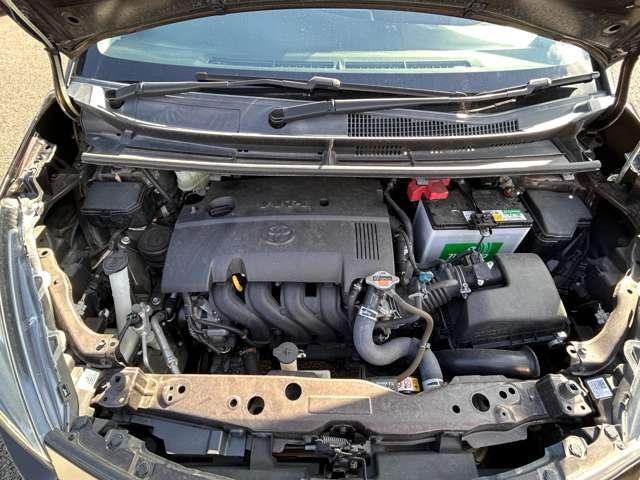 シエンタ １．５Ｇ　４ＷＤ　６名　プリクラッシュセーフティ！レーンディパーチャーアラート！オートマチックハイビーム！純正ナビ！フルセグＴＶ！バックカメラ！両側パワースライドドア！社外マフラー【フタバ】！純正アルミホ（28枚目）