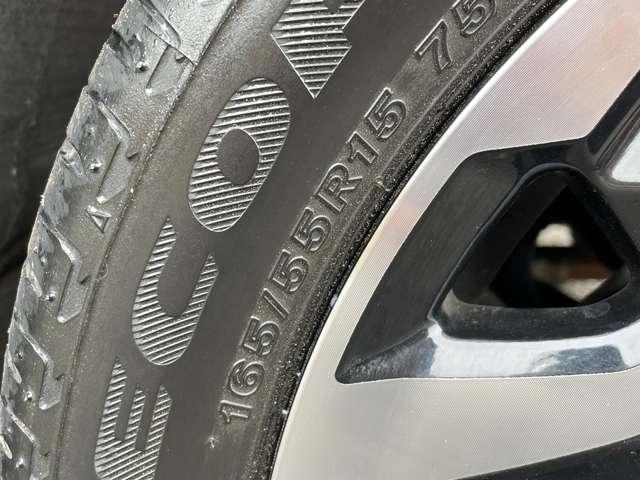 N-BOX G・EXターボホンダセンシング ホンダセンシング!アイドリングストップ!ギャザーズナビ&フルセグTV&DVD&BT&バックカメラ!両側パワースライドドア!LEDヘッドライト!オートライト!純正アルミ&エアロ!半革(17枚目)