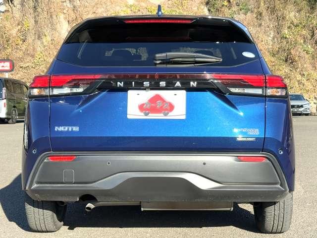 ノート X FOUR 1オーナー車!4WD!全方位運転支援システム!純正ナビ&フルセグTV&BT&バックカメラ!アダプティブLEDヘッドライト!オートライト!純正アルミ!シートヒーター!ステアリングヒーター(6枚目)