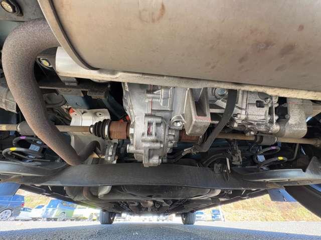 ノート X FOUR 1オーナー車!4WD!全方位運転支援システム!純正ナビ&フルセグTV&BT&バックカメラ!アダプティブLEDヘッドライト!オートライト!純正アルミ!シートヒーター!ステアリングヒーター(31枚目)