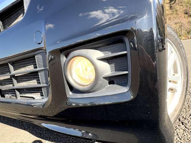 N-BOXカスタム G・Lパッケージ 禁煙車/純正Gathersナビ/CD&DVD/純正14インチアルミ/HIDヘッドライト/オートライト/横滑り防止/チップアップシート/電動格納ミラー/ETC/スマートキー(16枚目)